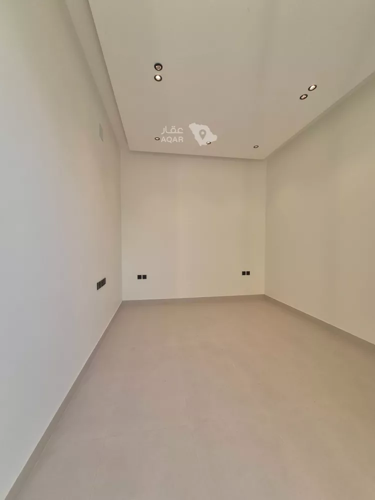 Villa for Sale in Riyadh Tuwaiq 25