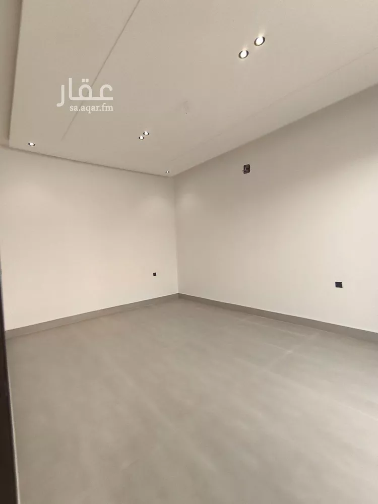 Villa for Sale in Riyadh Tuwaiq 8