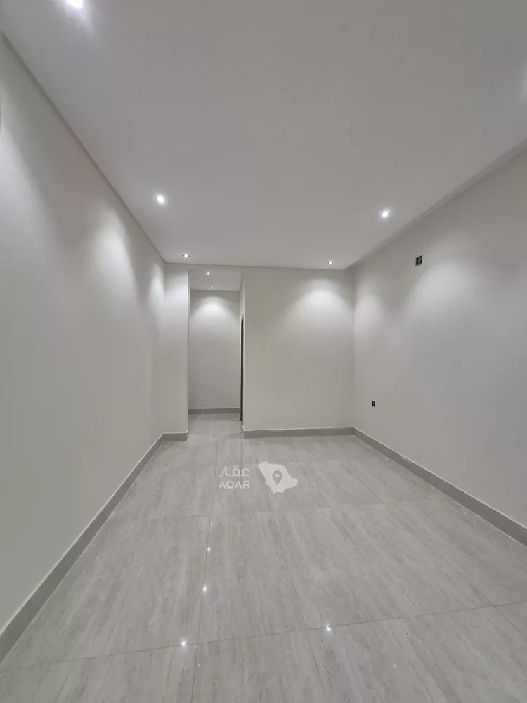 دور للبيع في شارع حسين الرشيدي, حي طويق, مدينة الرياض, منطقة الرياض 17
