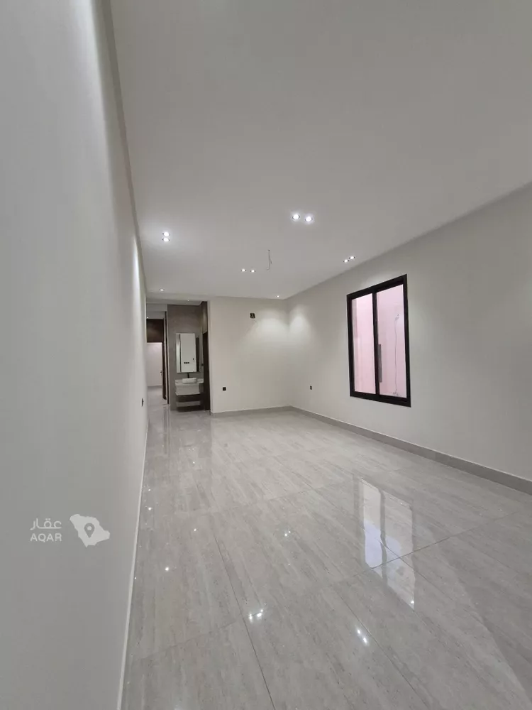 Floor for Sale in Riyadh Tuwaiq 7