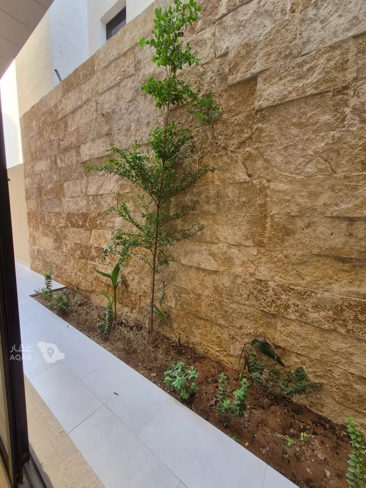 Villa for Sale in Riyadh Tuwaiq 8