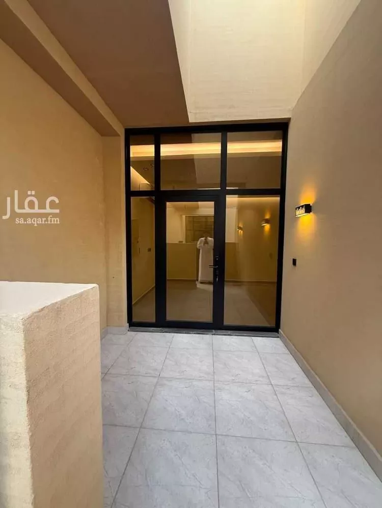 شقة للبيع في شارع الامير مقرن بن عبدالعزيز, حي مغرزات, مدينة الرياض, منطقة الرياض صورة 2
