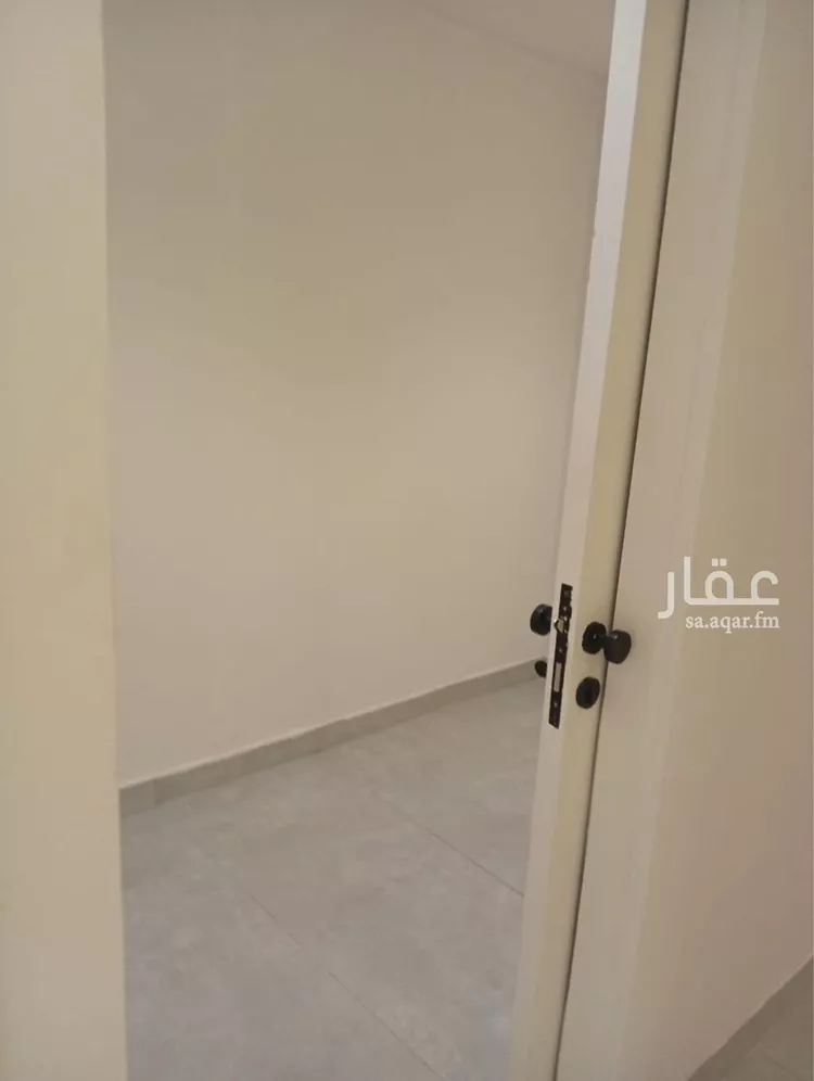 شقة للإيجار في شارع سيبويه, حي الروضة, مدينة الرياض, منطقة الرياض صورة 2