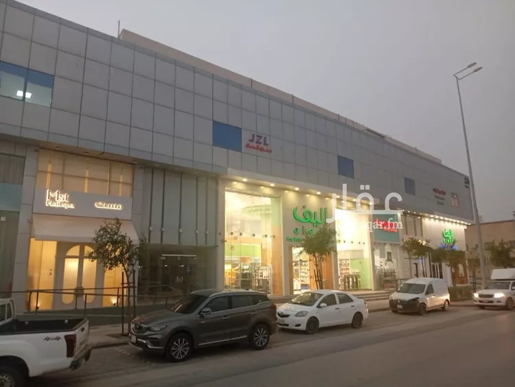 محل للإيجار في شارع عبدالرزاق عفيفي, حي الروابي, مدينة الرياض, منطقة الرياض صورة 4