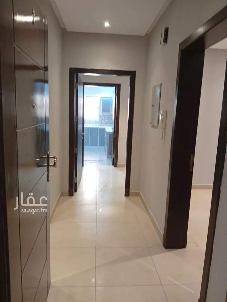 شقة للإيجار في شارع الامير مقرن بن عبدالعزيز, حي مغرزات, مدينة الرياض, منطقة الرياض 12