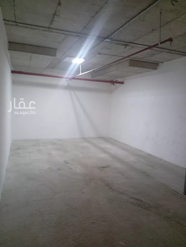 محل للإيجار في شارع عبدالرزاق عفيفي, حي الروابي, مدينة الرياض, منطقة الرياض 1 صورة