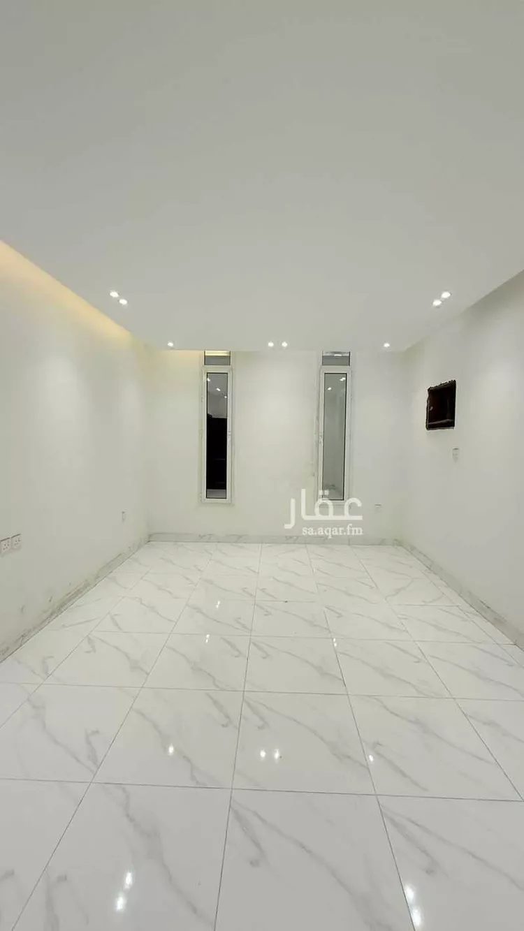 شقة للبيع في شارع حصين بن حدير ، حي مريخ ، جدة ، جدة