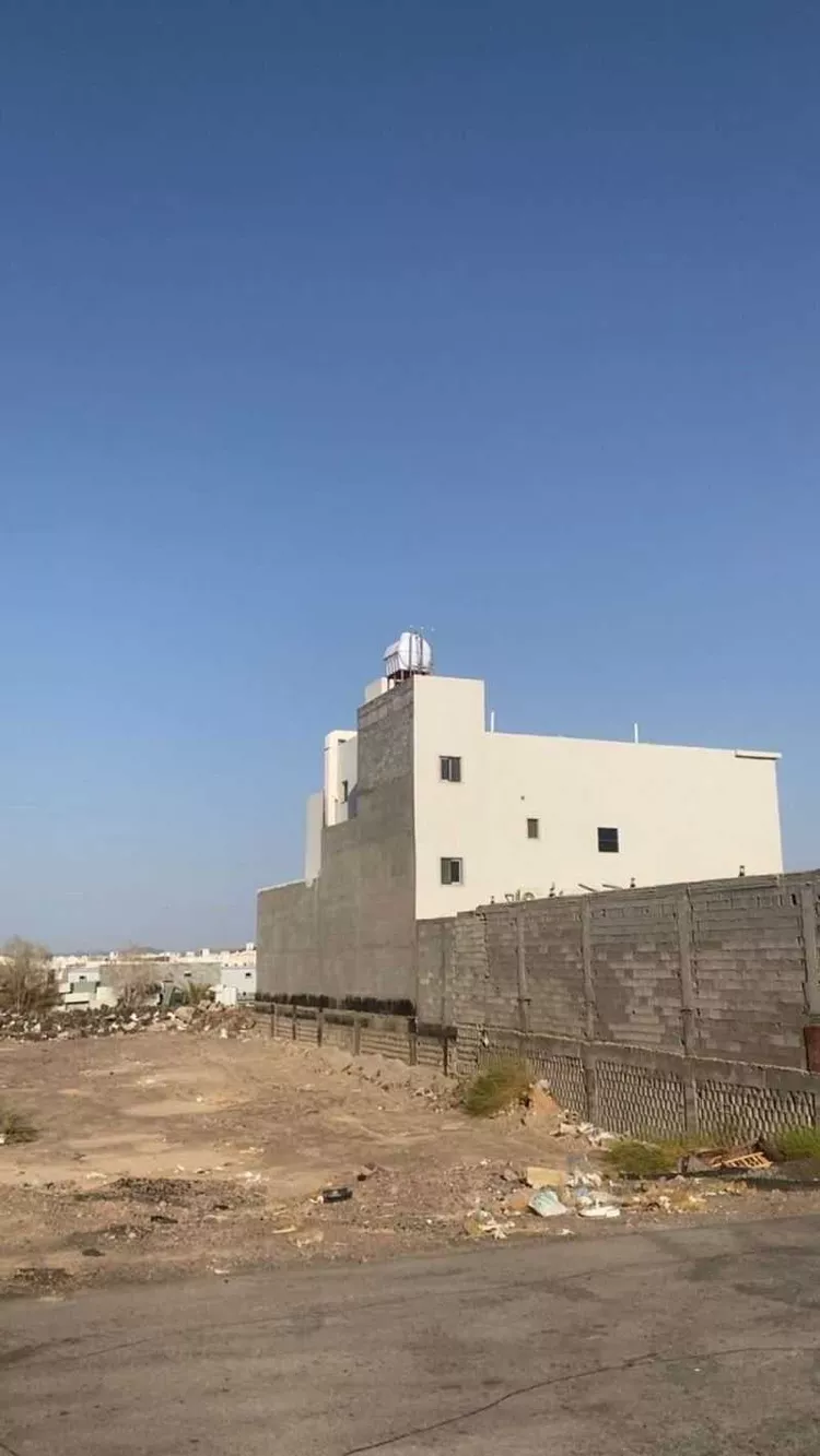 أرض للبيع في شارع ابو معاذ النحوي, حي السكب, مدينة المدينة المنورة, منطقة المدينة المنورة 1 صورة