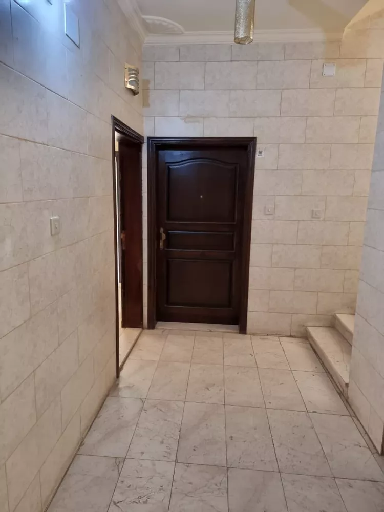 عمارة للبيع في شارع الظاهر بيبرس, حي بنى حارثة, مدينة المدينة المنورة, منطقة المدينة المنورة صورة 5