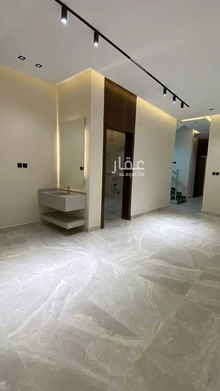 شقة للبيع في شارع السيل الصغير ، حي المحالة ، ابها ، منطقة عسير صورة 3