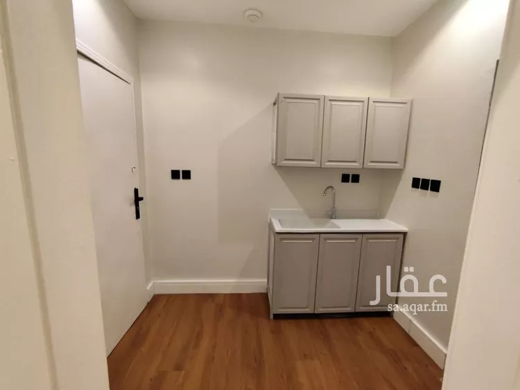 شقة للإيجار في شارع عبدالله بن حسن آل الشيخ, حي المصيف, مدينة الرياض, منطقة الرياض صورة 4