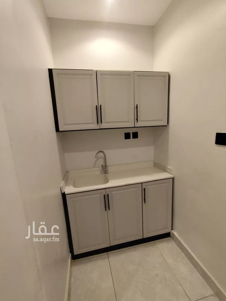 شقة للإيجار في شارع  عبدالله المخضوب, حي الفلاح, مدينة الرياض, منطقة الرياض 8