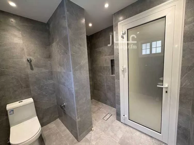 عمارة للإيجار في شارع الاخلاص, حي العقربية, مدينة الخبر, المنطقة الشرقية صورة 3