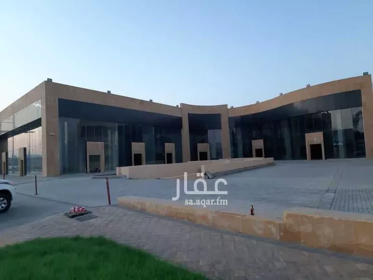 عمارة للإيجار في شارع طريق ابو بكر الصديق, حي بئر عثمان, مدينة المدينه المنوره, منطقة المدينة المنورة