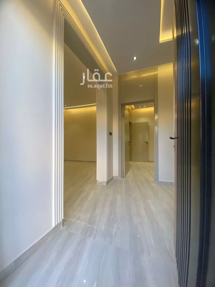فيلا للبيع في شارع الصفوي, حي العريجاء الأوسط, مدينة الرياض, منطقة الرياض صورة 3