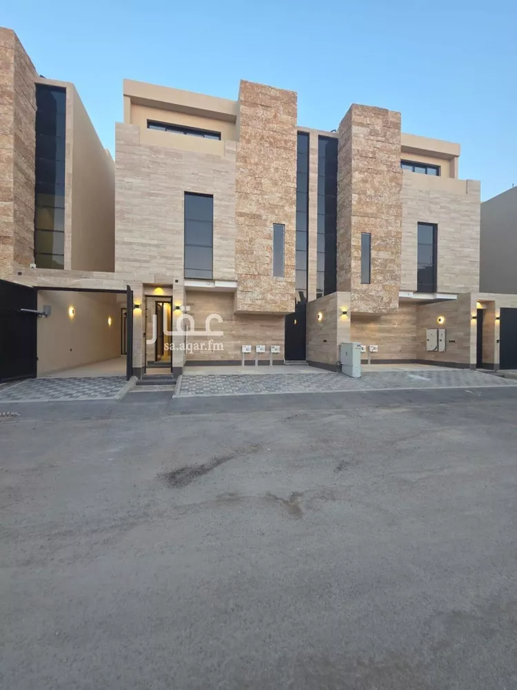 Floor for Sale in Riyadh Al Maizilah