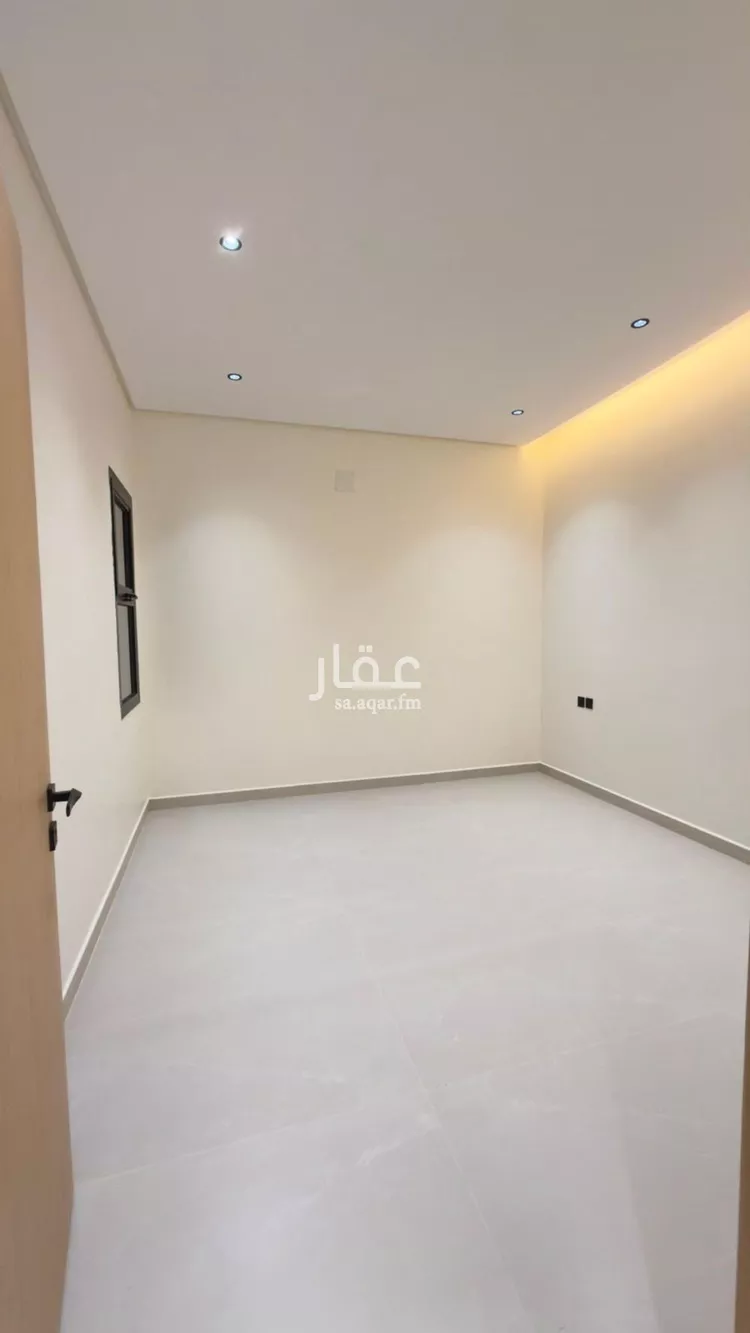 دور للبيع في شارع جبل الغبيرات, حي الدريهمية, مدينة الرياض, منطقة الرياض 15