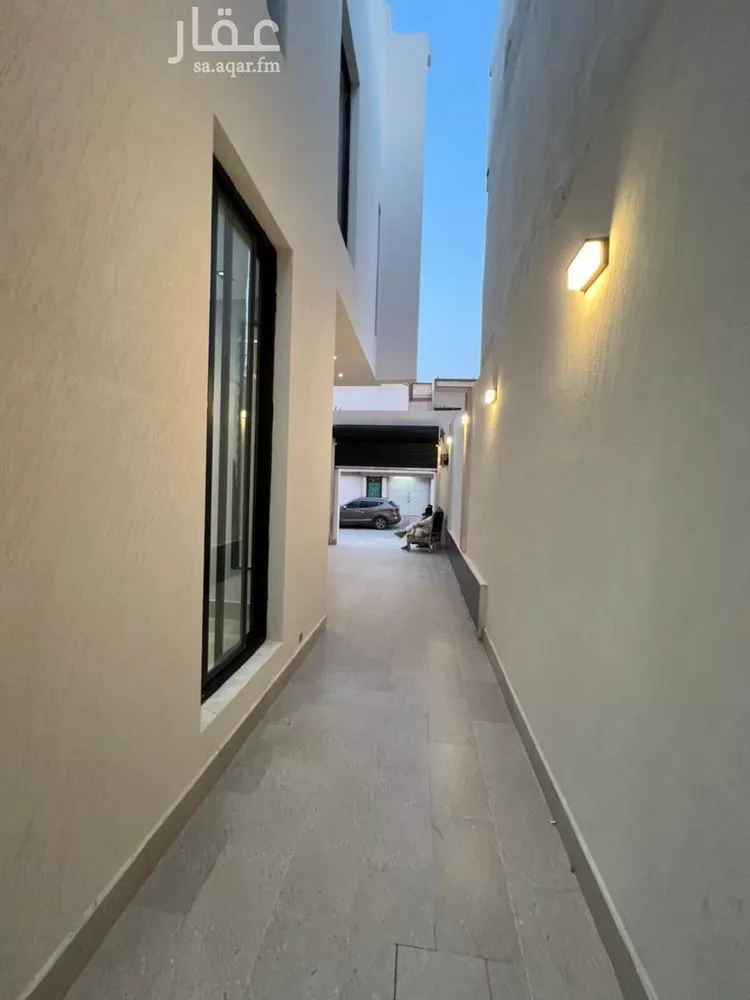 فيلا للبيع في شارع الوحي, حي العريجاء الغربي, مدينة الرياض, منطقة الرياض صورة 5