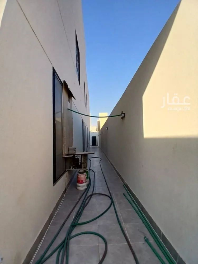 دور للبيع في شارع الطيب اليوسف, حي طويق, مدينة الرياض, منطقة الرياض صورة 4