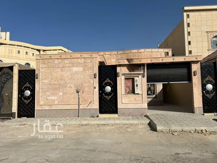 دور للبيع في شارع إسماعيل الصقلي, حي طويق, مدينة الرياض, منطقة الرياض صورة 2