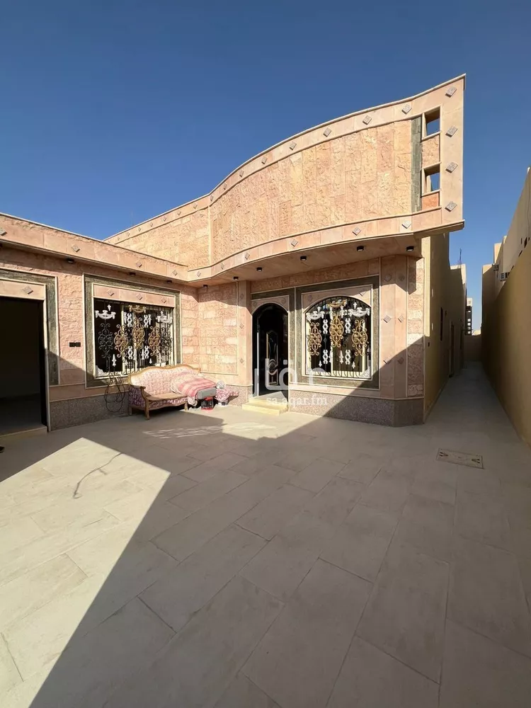 دور للبيع في شارع إسماعيل الصقلي, حي طويق, مدينة الرياض, منطقة الرياض صورة 3