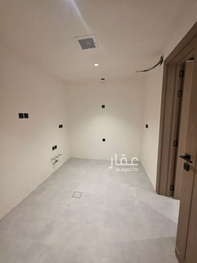 شقة للبيع في شارع ابي الحسن الرضى, حي المعيزيلة, مدينة الرياض, منطقة الرياض 7