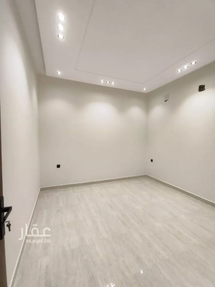 دور للبيع في شارع الخزيمي, حي الحزم, مدينة الرياض, منطقة الرياض 6