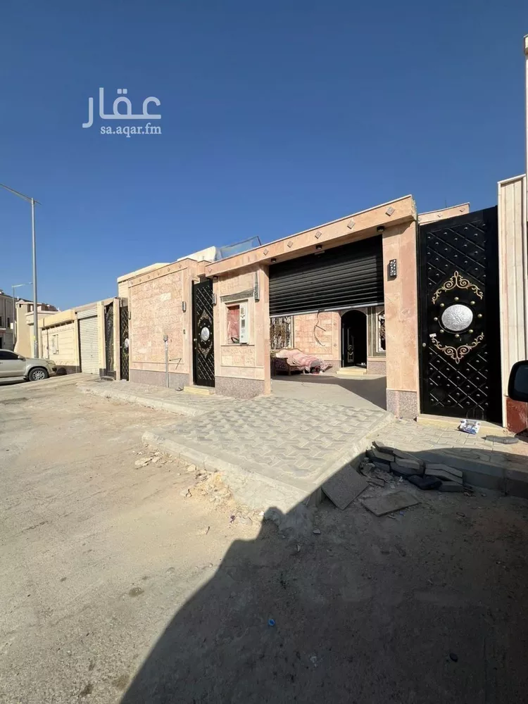 دور للبيع في شارع إسماعيل الصقلي, حي طويق, مدينة الرياض, منطقة الرياض صورة 3