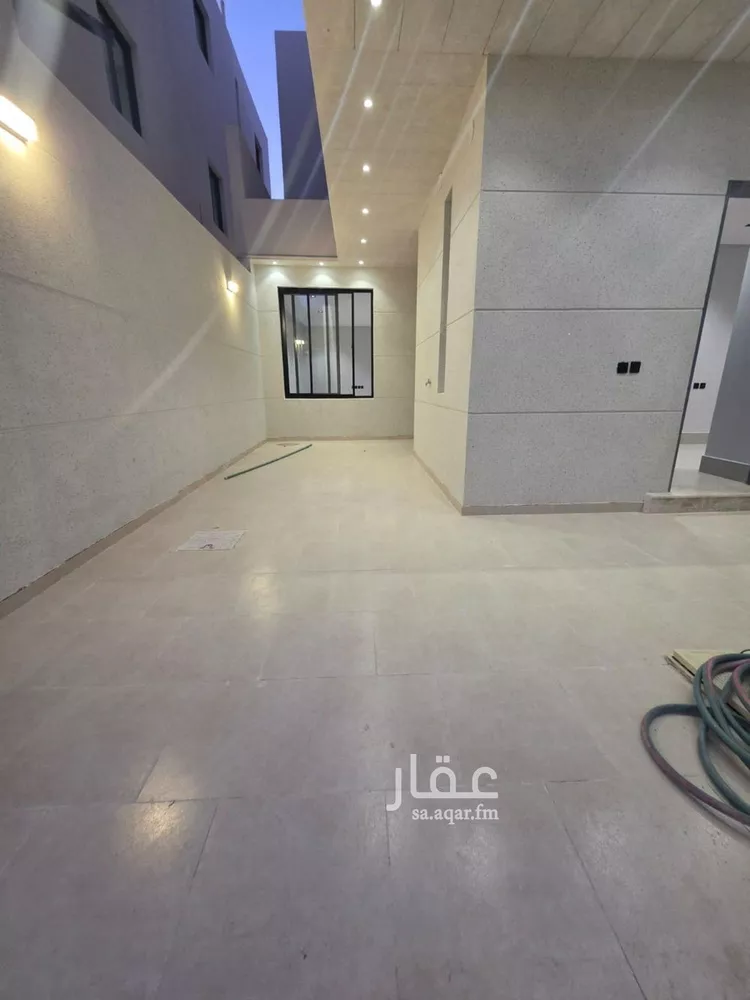 فيلا للبيع في شارع الوحي, حي العريجاء الغربي, مدينة الرياض, منطقة الرياض صورة 4
