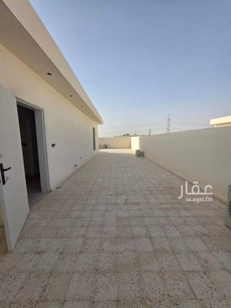 دور للبيع في شارع يعقوب بن أبي الفضل, حي عكاظ, مدينة الرياض, منطقة الرياض 14