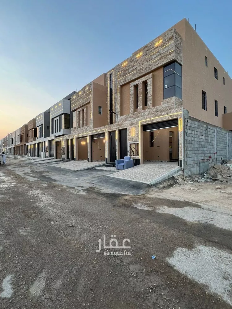 دور للبيع في شارع إسماعيل الصقلي, حي طويق, مدينة الرياض, منطقة الرياض صورة 2