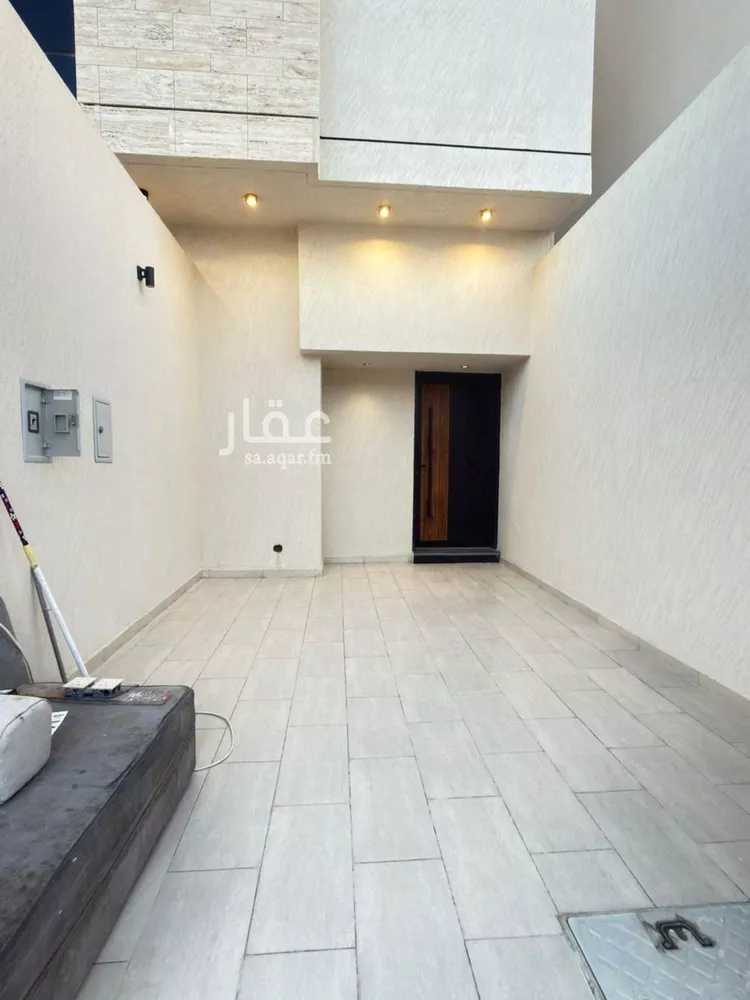 دور للبيع في شارع  محمد ابن لادن, حي العوالي, مدينة الرياض, منطقة الرياض صورة 5