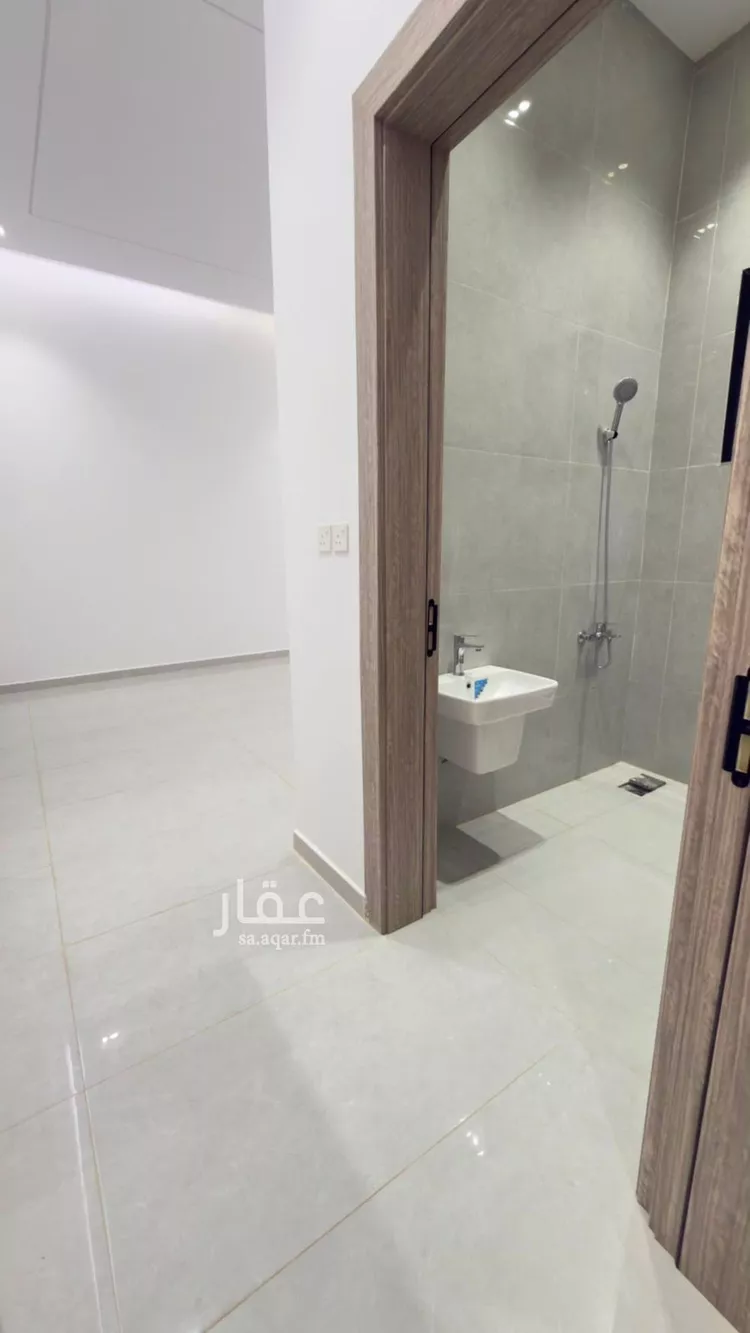 فيلا للبيع في شارع شيب, حي المعيزيلة, مدينة الرياض, منطقة الرياض 6