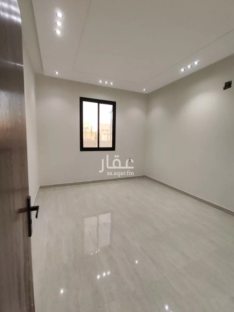 دور للبيع في شارع الخزيمي, حي الحزم, مدينة الرياض, منطقة الرياض صورة 5