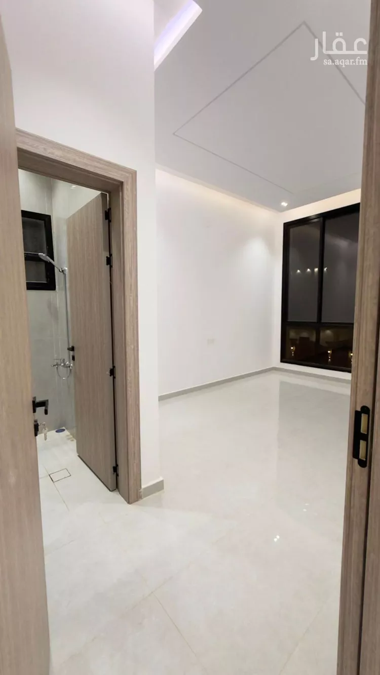 فيلا للبيع في شارع شيب, حي المعيزيلة, مدينة الرياض, منطقة الرياض 12