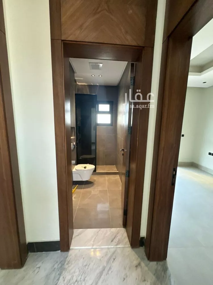 فيلا للبيع في شارع الشارخية, حي الورود, مدينة الرياض, منطقة الرياض 26
