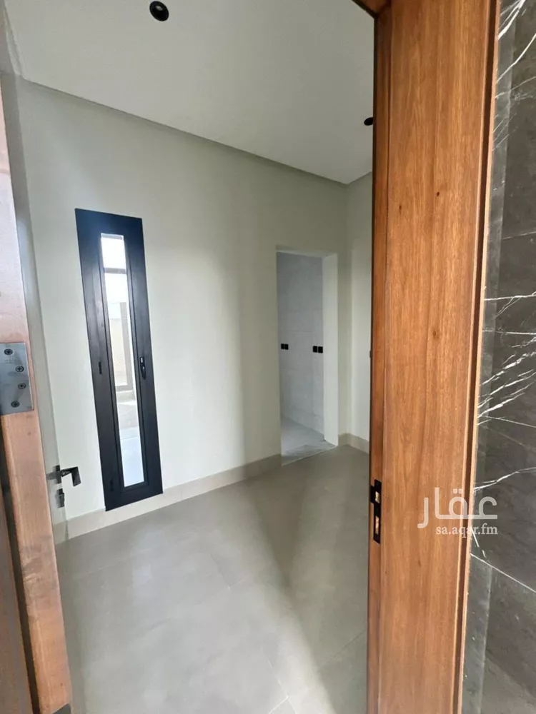 فيلا للبيع في شارع الشارخية, حي الورود, مدينة الرياض, منطقة الرياض 12