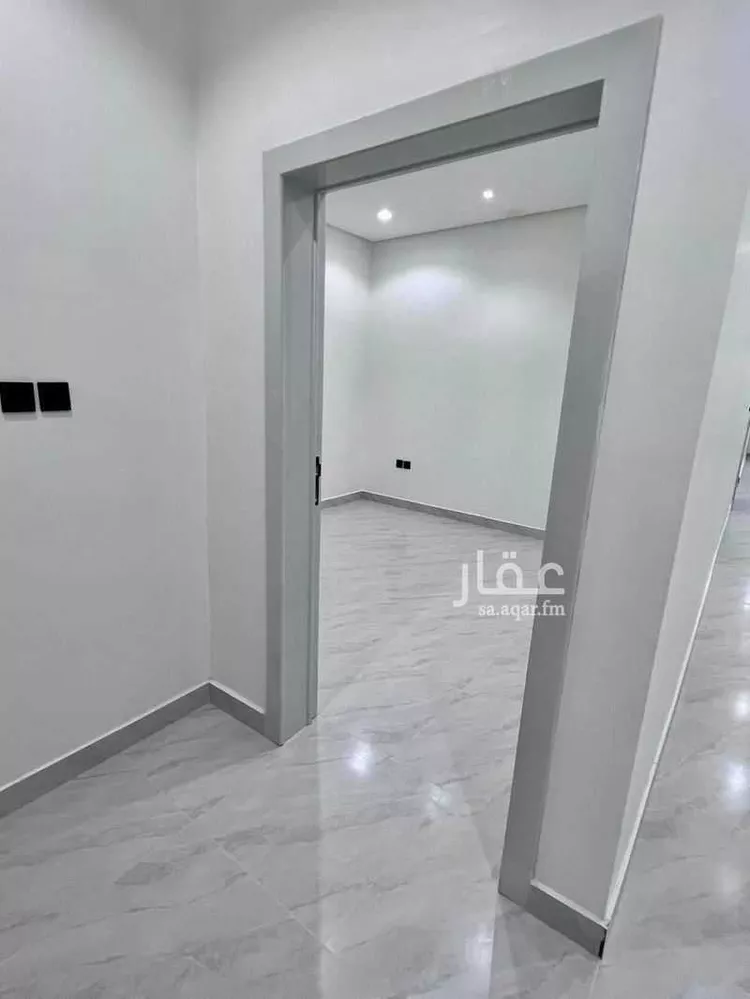 Apartment for Sale in Ahad Rufaidah Az Zuhur 8