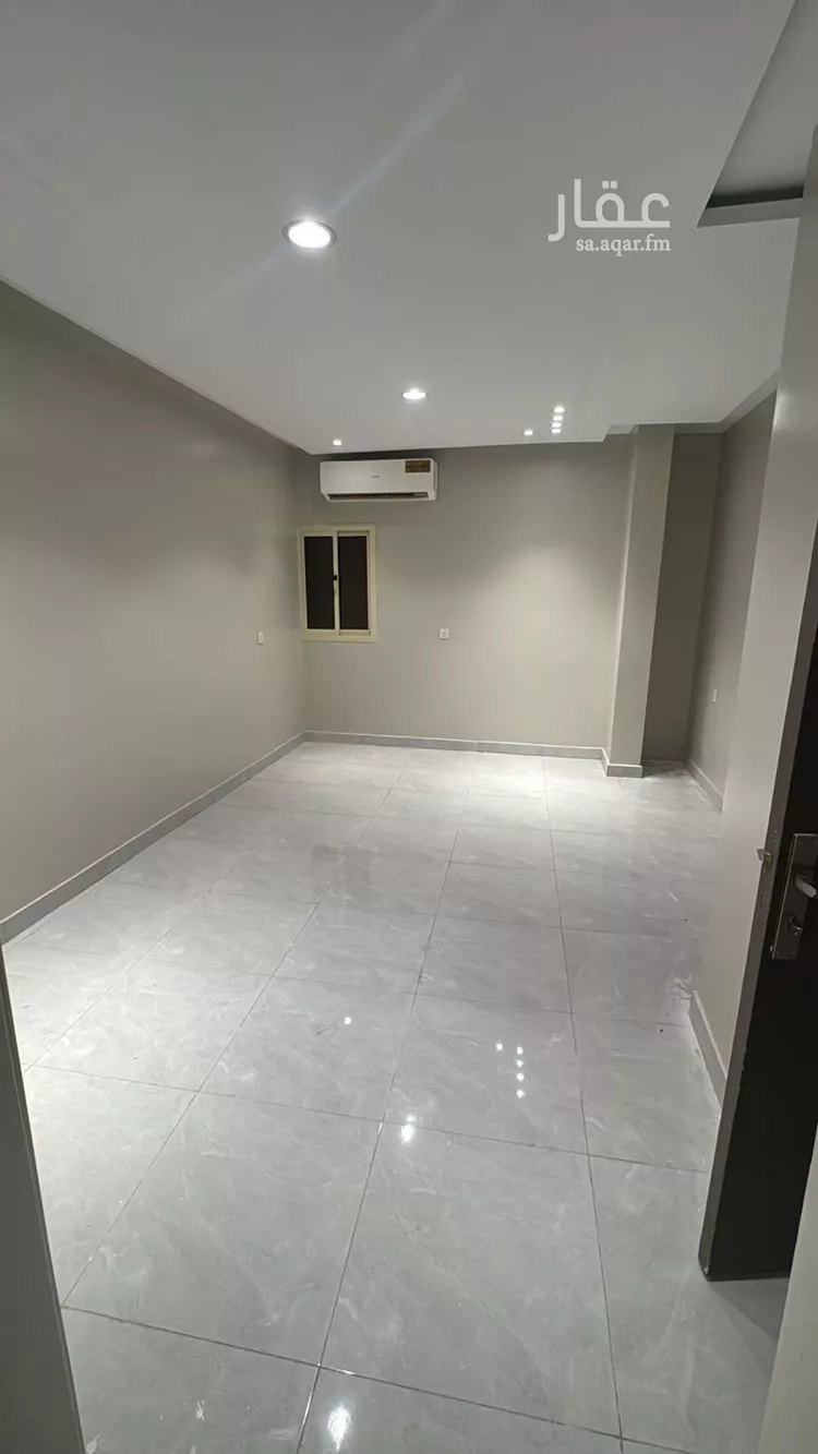 شقة للإيجار في شارع الشيخ عثمان بن إبراهيم الحقيل, حي الملك فهد, مدينة الرياض, منطقة الرياض صورة 2