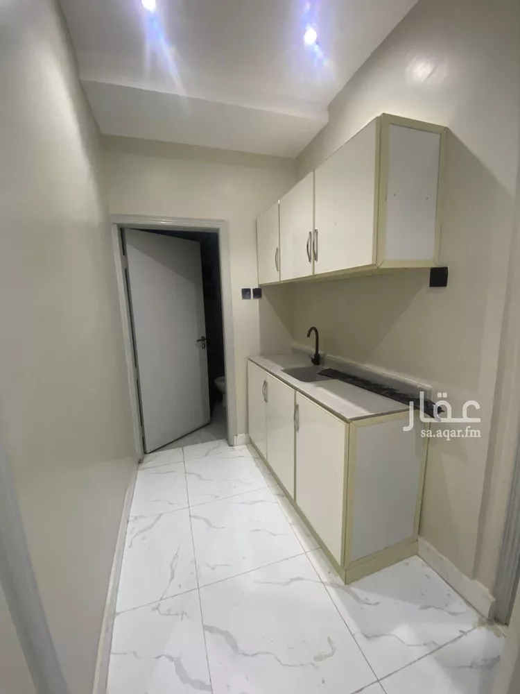 شقة للإيجار في شارع أحمد عبدالغفور عطار, حي العليا, مدينة الرياض, منطقة الرياض صورة 2
