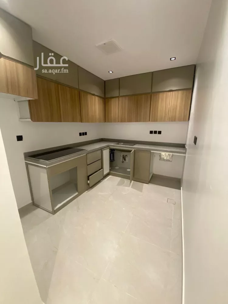 دور للإيجار في شارع عبدالله بن نافع, حي السليمانية, مدينة الرياض, منطقة الرياض صورة 2