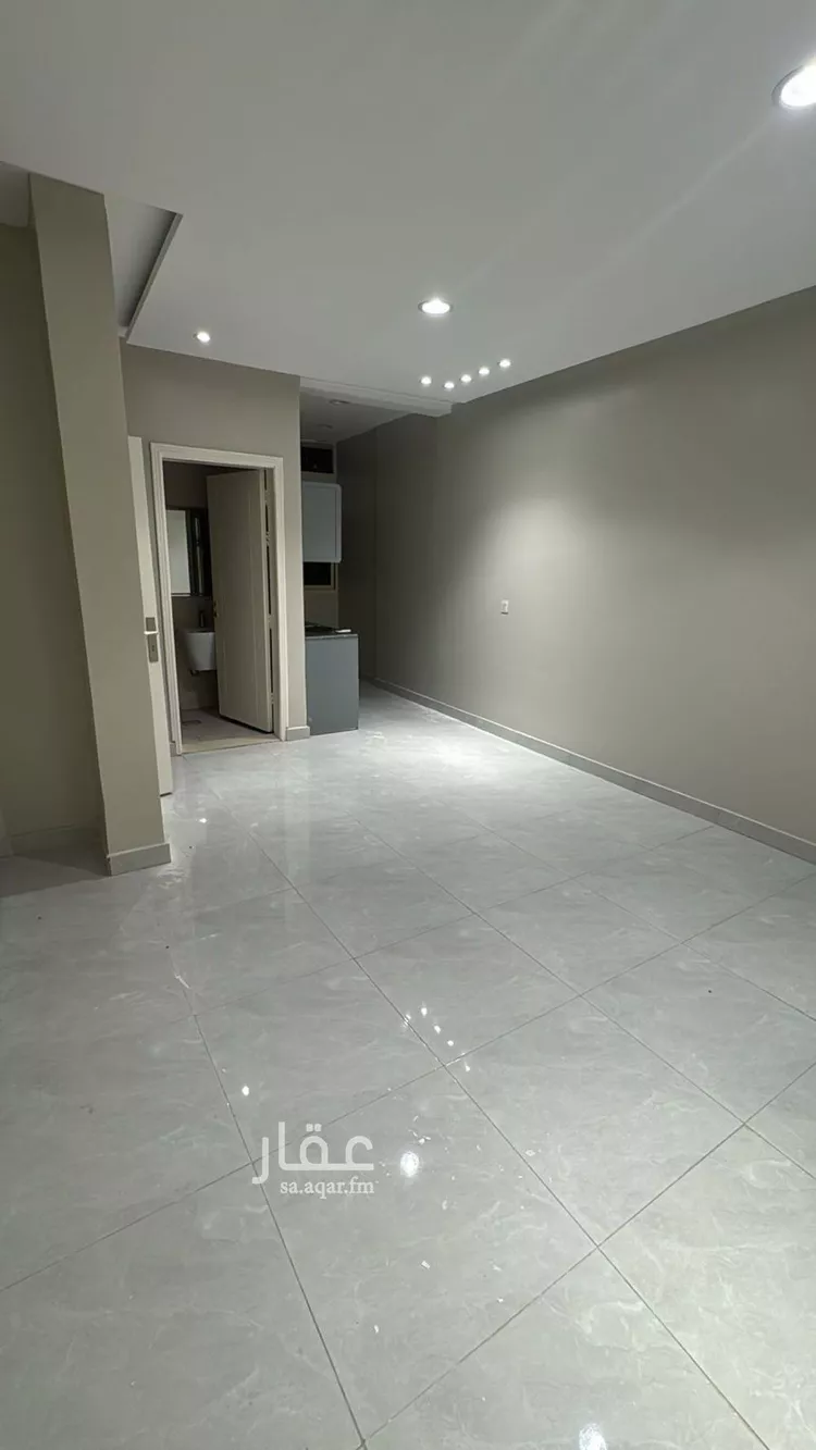 شقة للإيجار في شارع الشيخ عثمان بن إبراهيم الحقيل, حي الملك فهد, مدينة الرياض, منطقة الرياض صورة 5