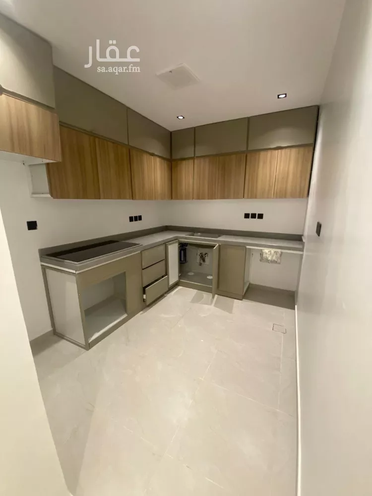 دور للإيجار في شارع عبدالله بن نافع, حي السليمانية, مدينة الرياض, منطقة الرياض صورة 3