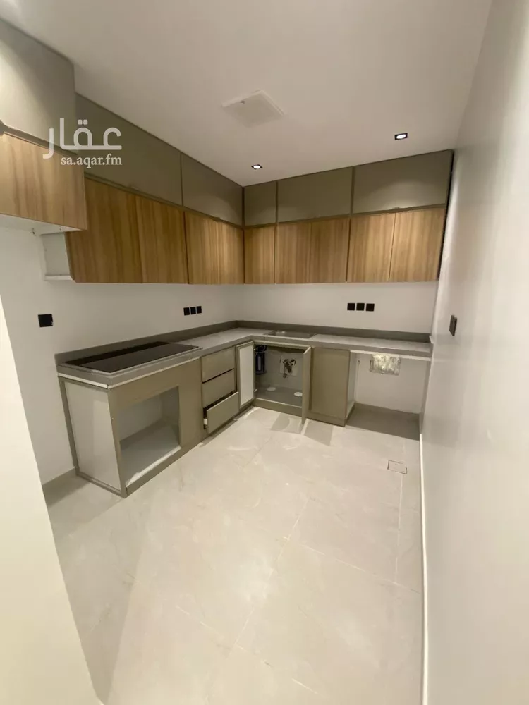 دور للإيجار في شارع عبدالله بن نافع, حي السليمانية, مدينة الرياض, منطقة الرياض صورة 4