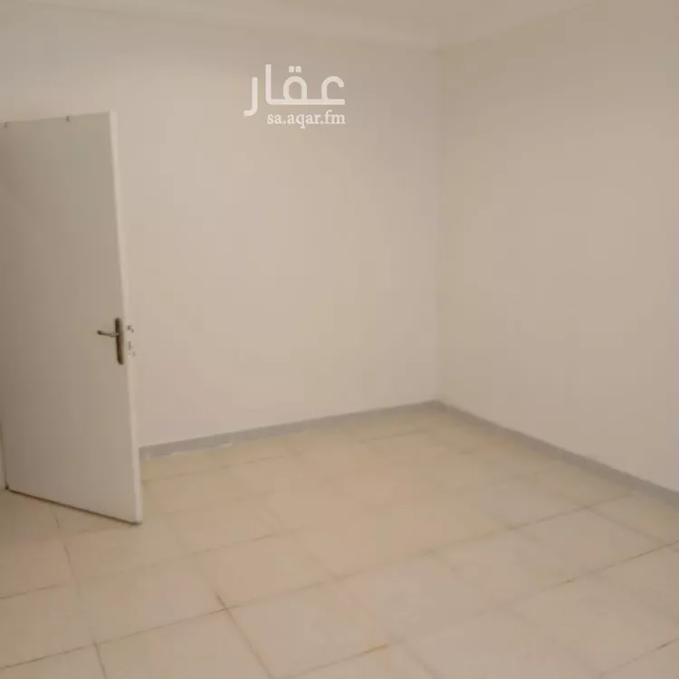 شقة للإيجار في شارع الخزنة, حي إشبيلية, مدينة الرياض, منطقة الرياض