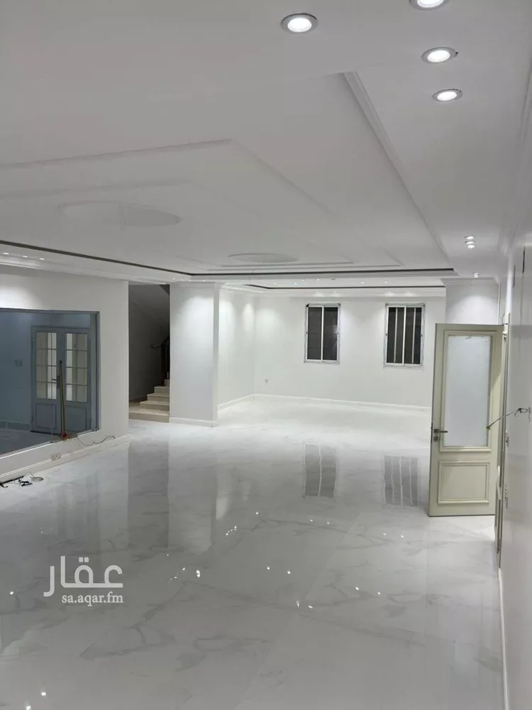 فيلا للبيع في شارع أحمد بن إبراهيم الغرناطي, حي طويق, مدينة الرياض, منطقة الرياض صورة 3