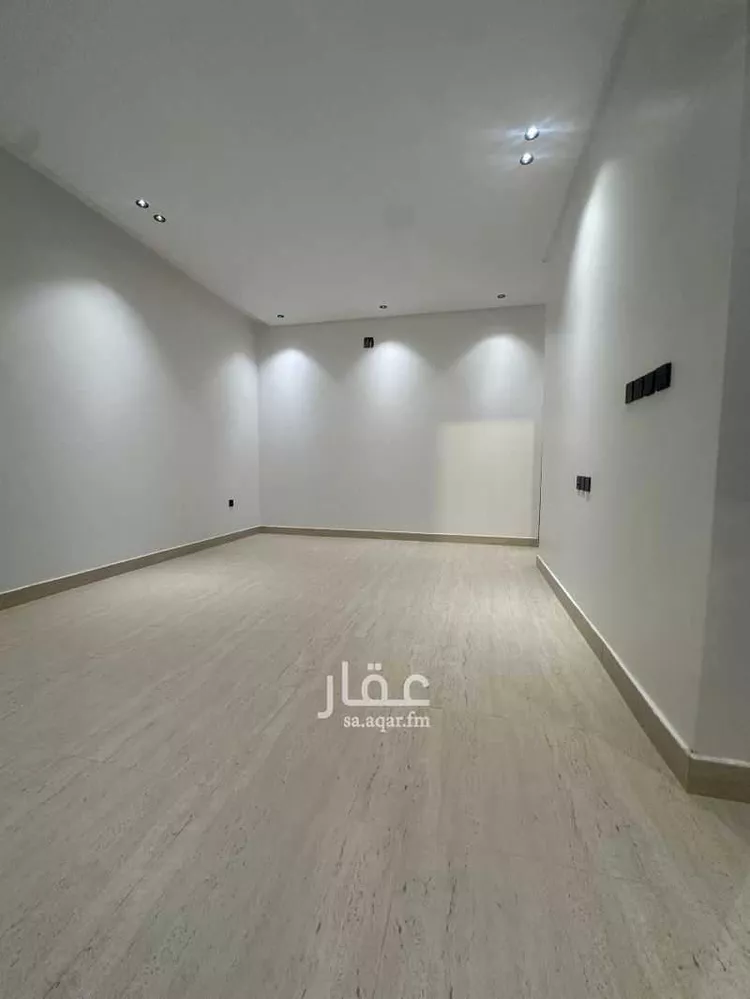 دور للبيع في شارع إسماعيل بن الطحان, حي المرجان, مدينة الرياض, منطقة الرياض صورة 2