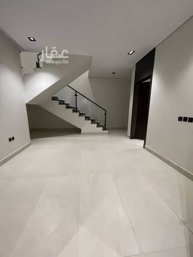 دور للبيع في شارع أحمد بن مانع, حي المرجان, مدينة الرياض, منطقة الرياض صورة 3