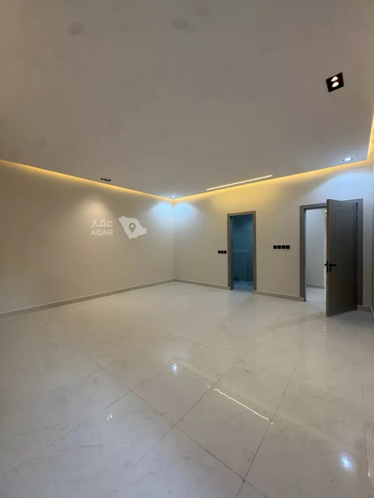 دور للبيع في شارع العمره, حي الجنادرية, مدينة الرياض, منطقة الرياض 2
