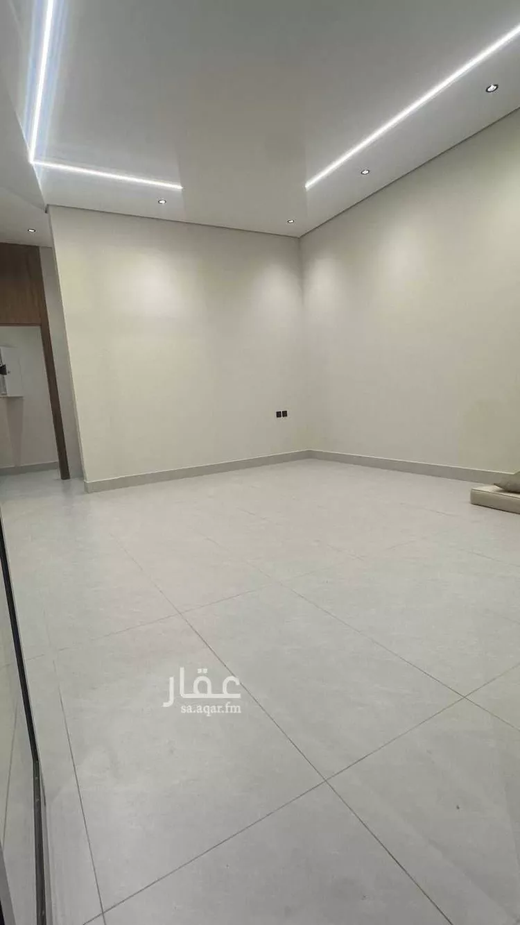 دور للبيع في شارع رقم 122, حي الجنادرية, مدينة الرياض, منطقة الرياض 9